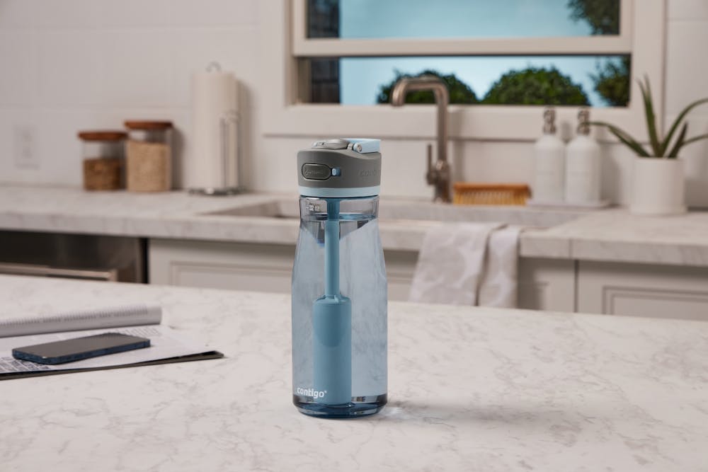 Contigo® Wells Plastic Filter Water Bottle with AUTOSPOUT® Straw Lid, 32 Oz. - Dark Ice